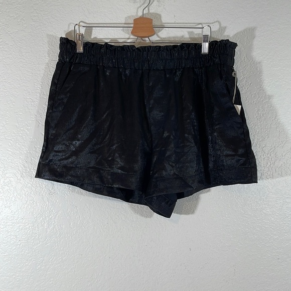 a new day Pants - A NEW DAY High-Rise Satin Pull On Shorts With Pockets Black Size 2XL NEW